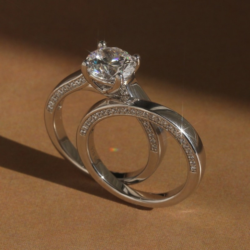2pcs Women's Zirconia Engagement Ring Set, Copper Base, April Birthstone Finish